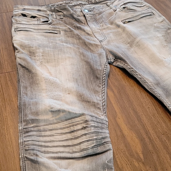 Robin's jeans - Picture 6 of 12